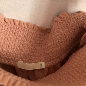 GU off the shoulder pink sweater